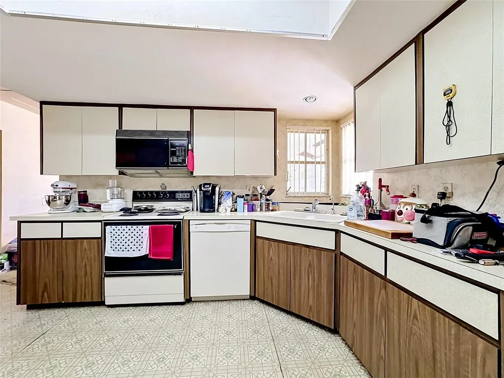 7401 13th Avenue W Bradenton FL 34209