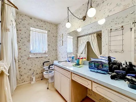 7401 13th Avenue W Bradenton FL 34209