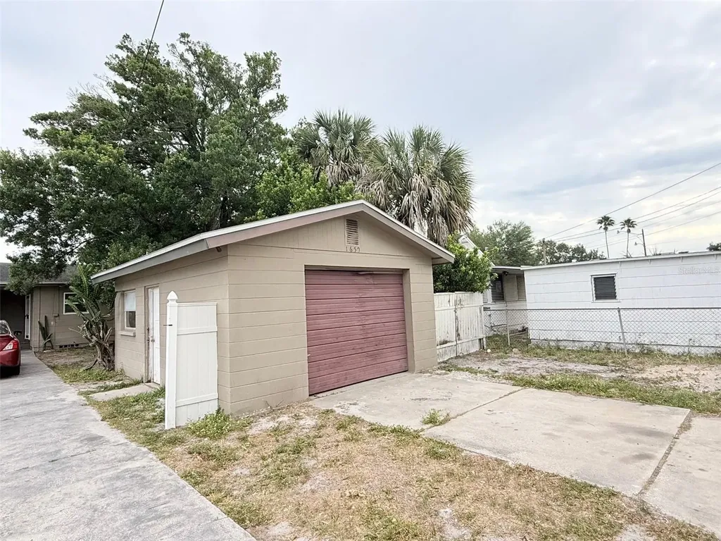 1650 30th Avenue N St Petersburg FL 33713