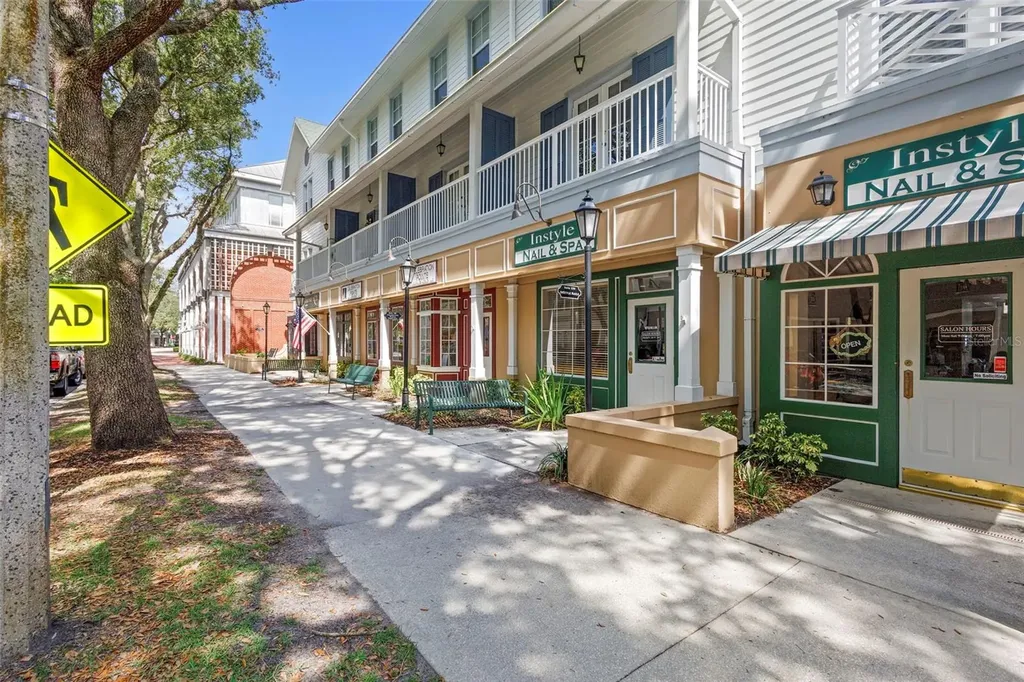907 Pawstand Road Celebration FL 34747