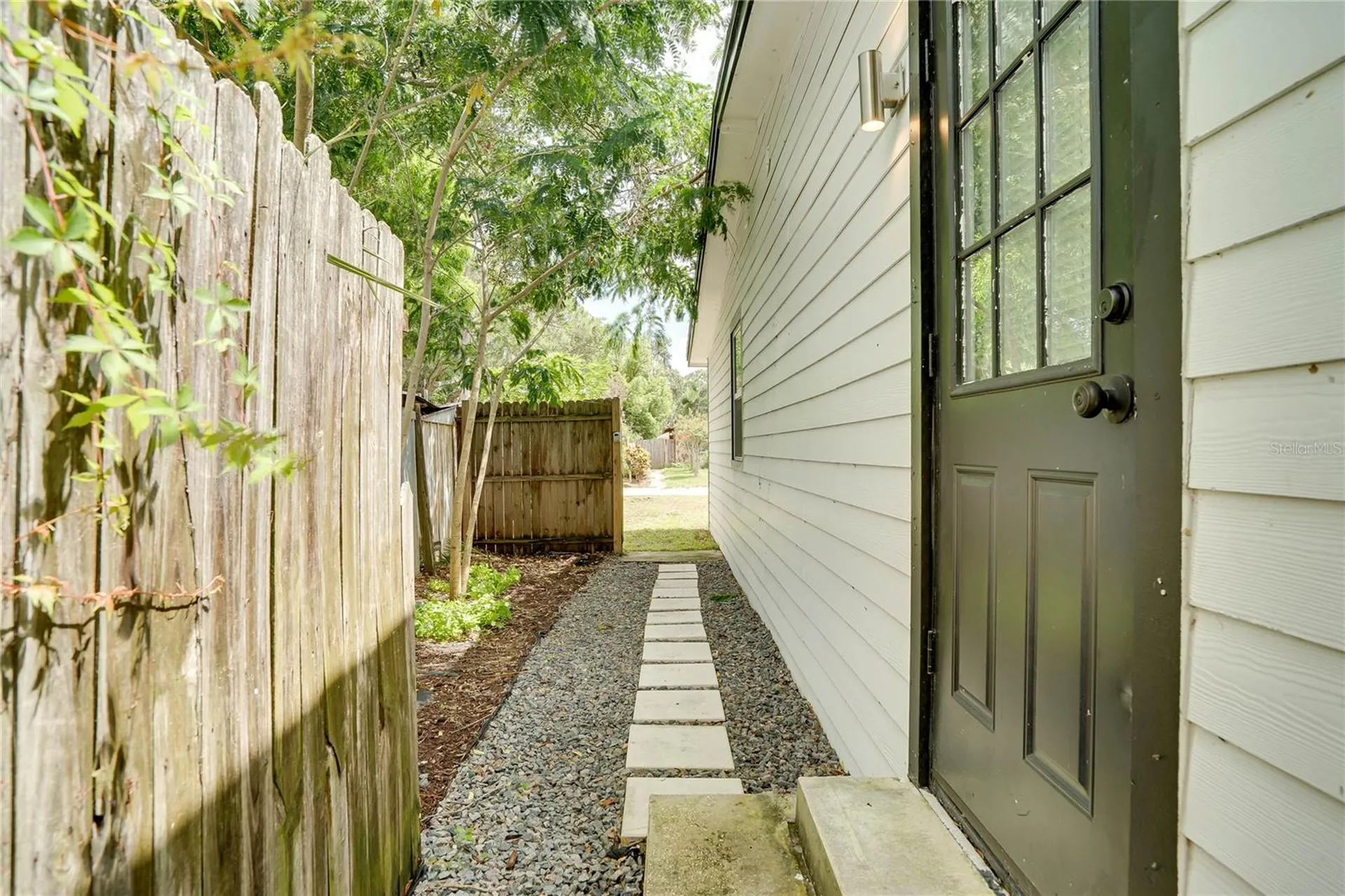 516 5th Avenue NE Largo FL 33770