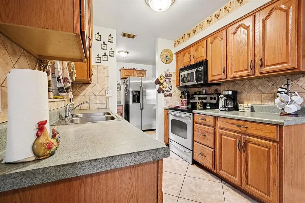 618 Young Place Lakeland FL 33803