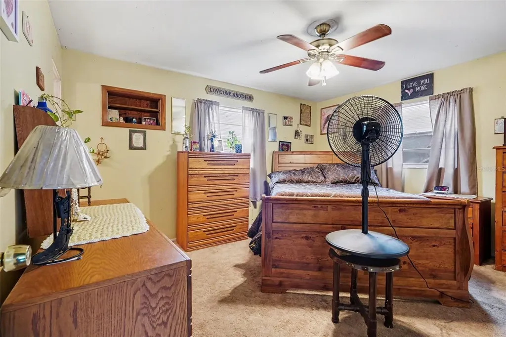 618 Young Place Lakeland FL 33803