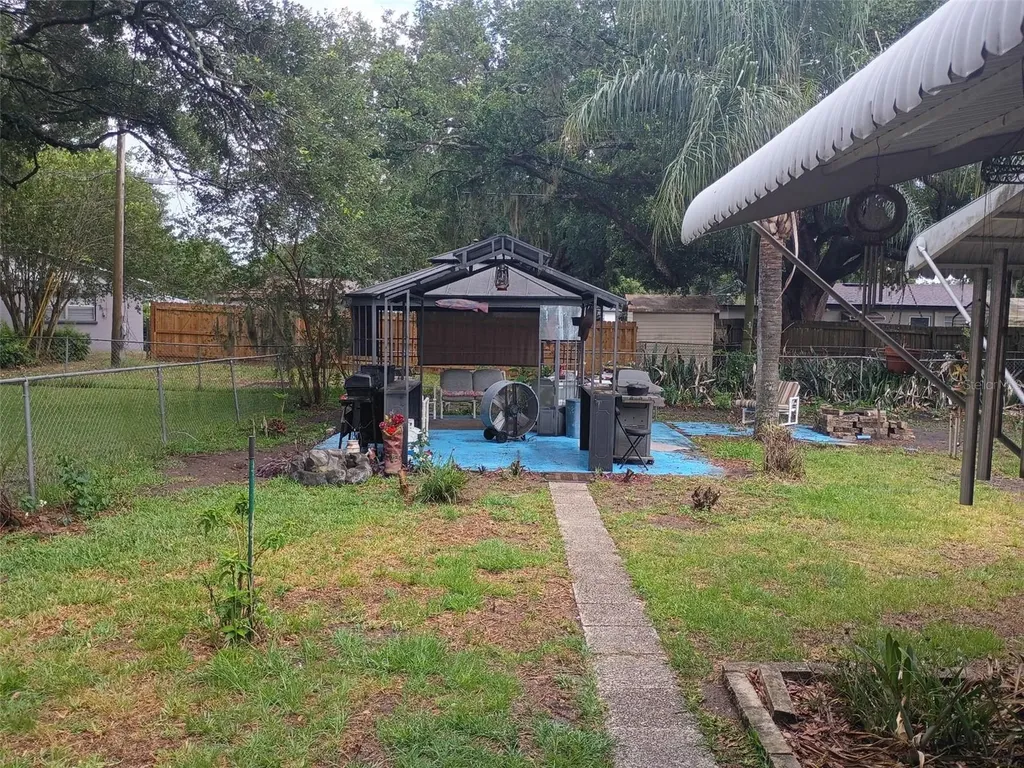 618 Young Place Lakeland FL 33803