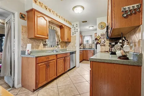 618 Young Place Lakeland FL 33803