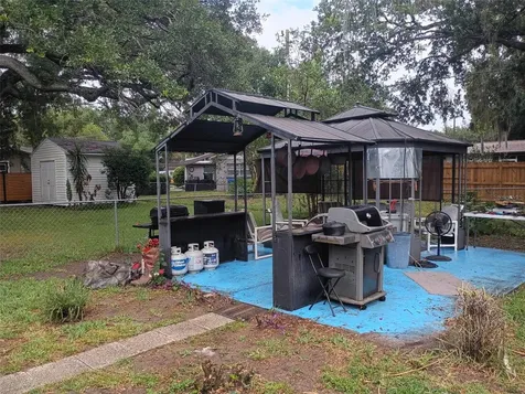 618 Young Place Lakeland FL 33803