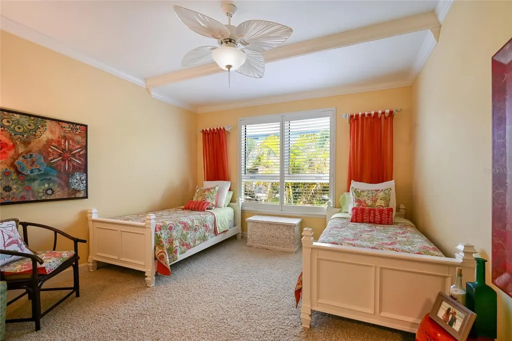 109 6th Street N Bradenton Beach FL 34217