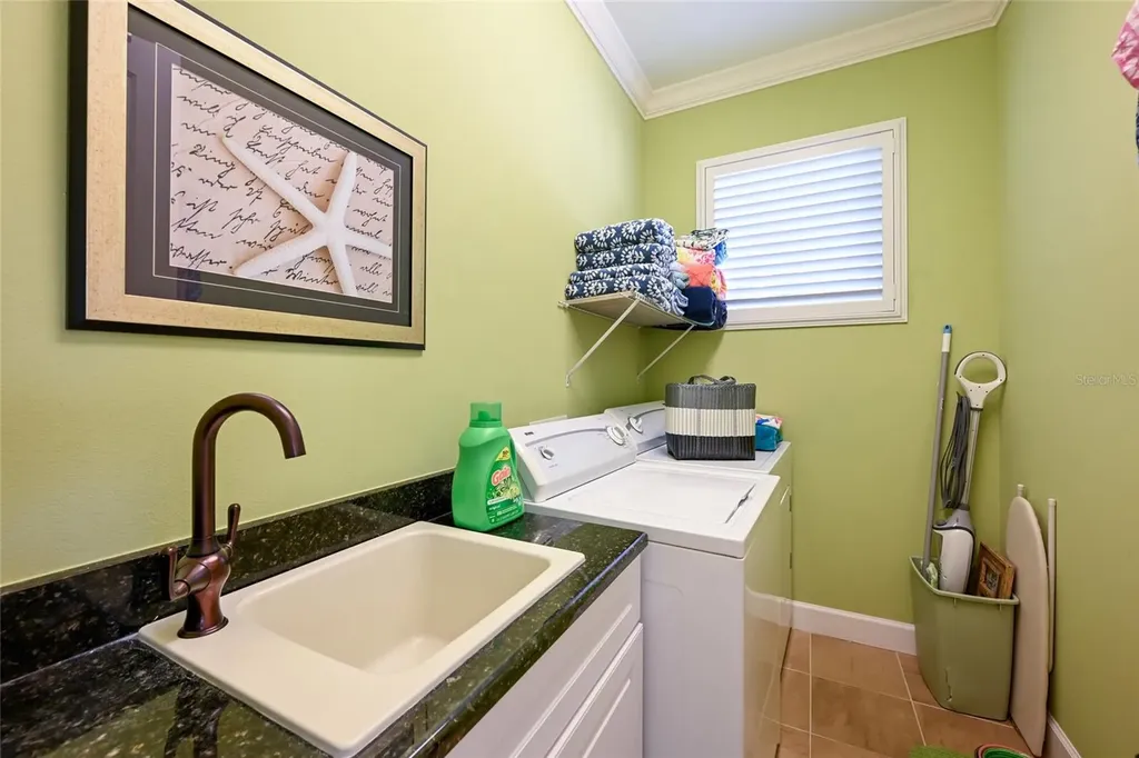 109 6th Street N Bradenton Beach FL 34217