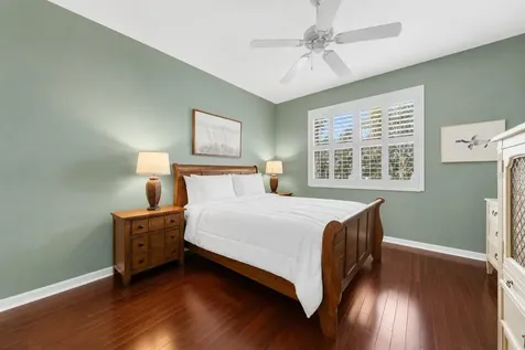 1252 Lyndhurst Greens Drive Sun City Center FL 33573