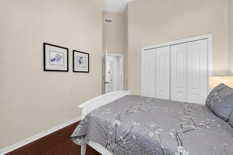 1252 Lyndhurst Greens Drive Sun City Center FL 33573