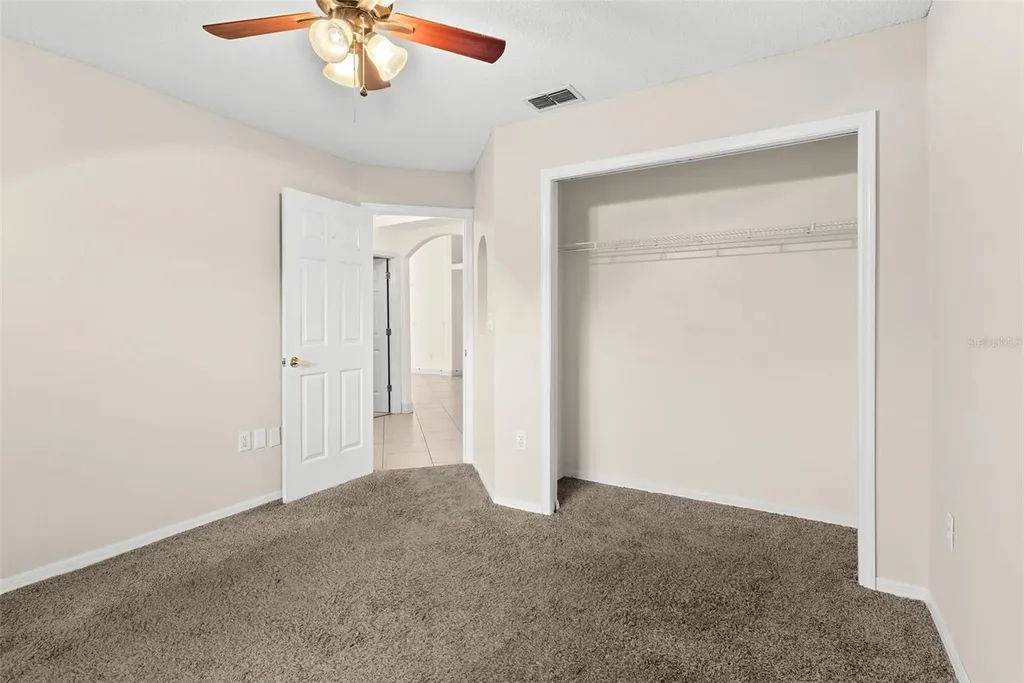 212 Bent Oak Loop Davenport FL 33837