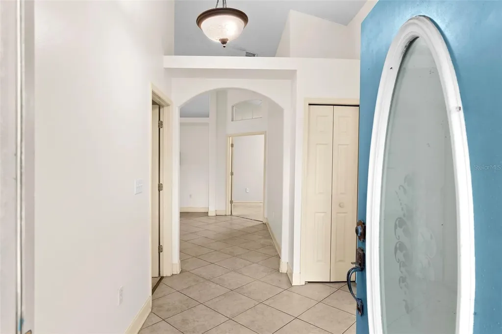 212 Bent Oak Loop Davenport FL 33837
