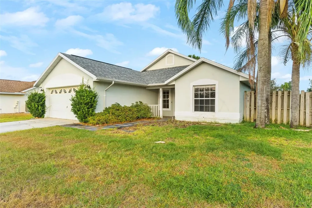 212 Bent Oak Loop Davenport FL 33837