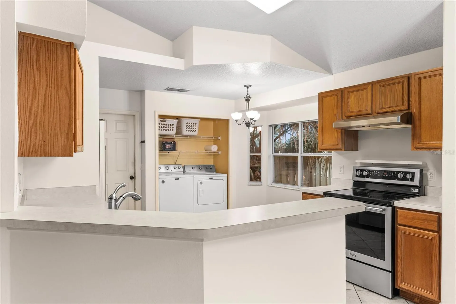 212 Bent Oak Loop Davenport FL 33837