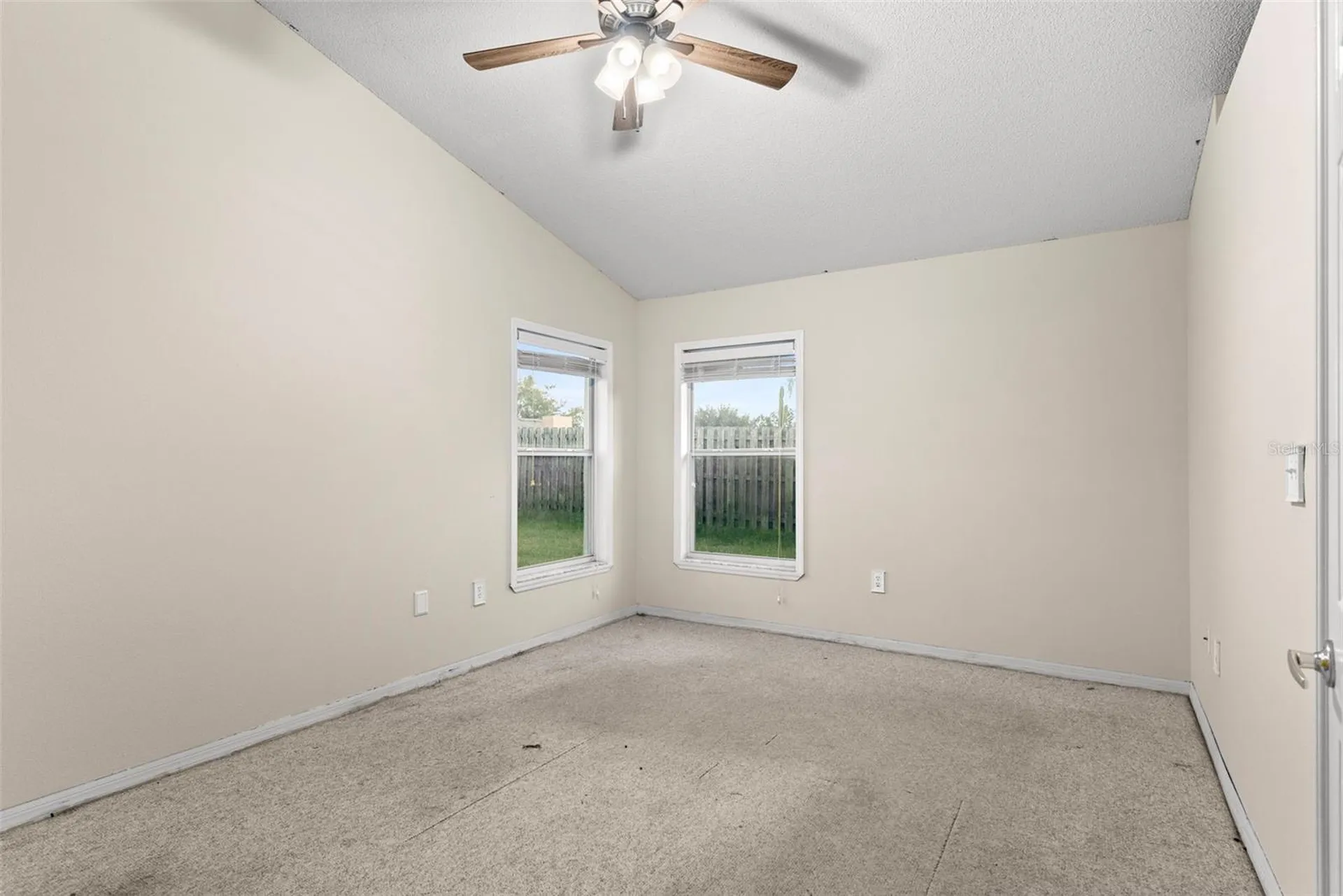 212 Bent Oak Loop Davenport FL 33837