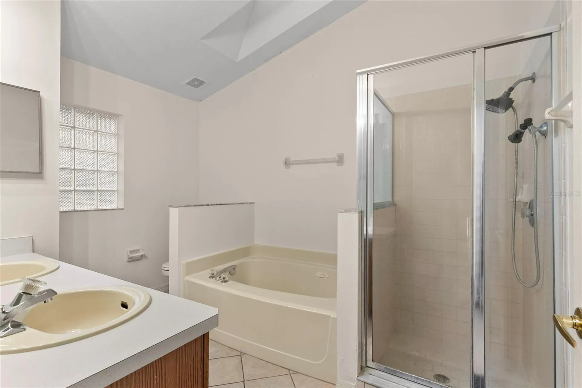 212 Bent Oak Loop Davenport FL 33837