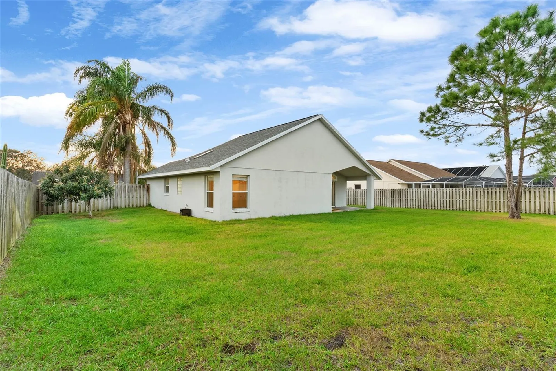 212 Bent Oak Loop Davenport FL 33837