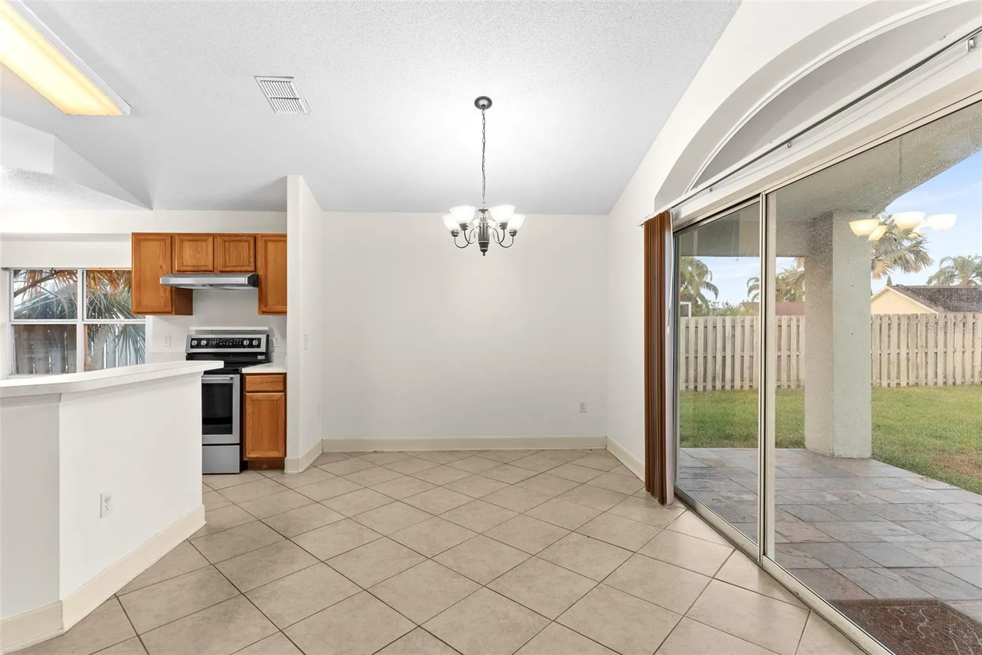 212 Bent Oak Loop Davenport FL 33837