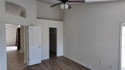 212 Bent Oak Loop Davenport FL 33837
