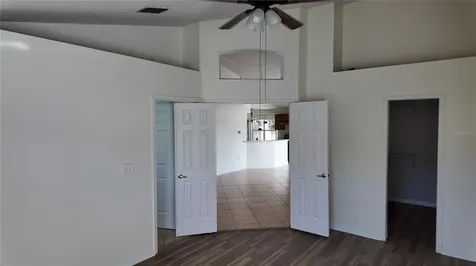 212 Bent Oak Loop Davenport FL 33837