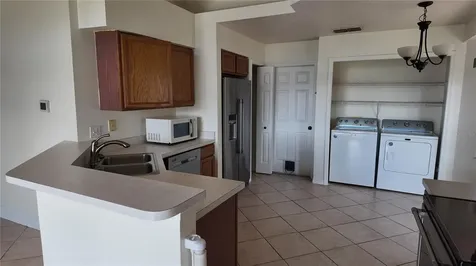 212 Bent Oak Loop Davenport FL 33837