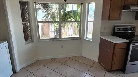 212 Bent Oak Loop Davenport FL 33837