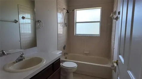 212 Bent Oak Loop Davenport FL 33837