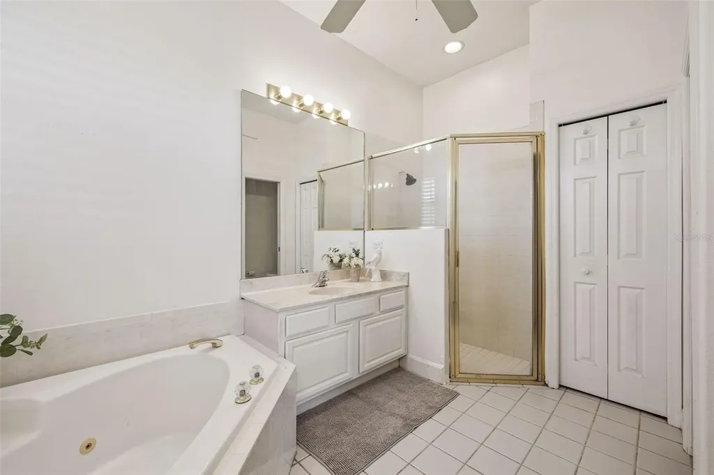 8072 Canyon Lake Circle Orlando FL 32835