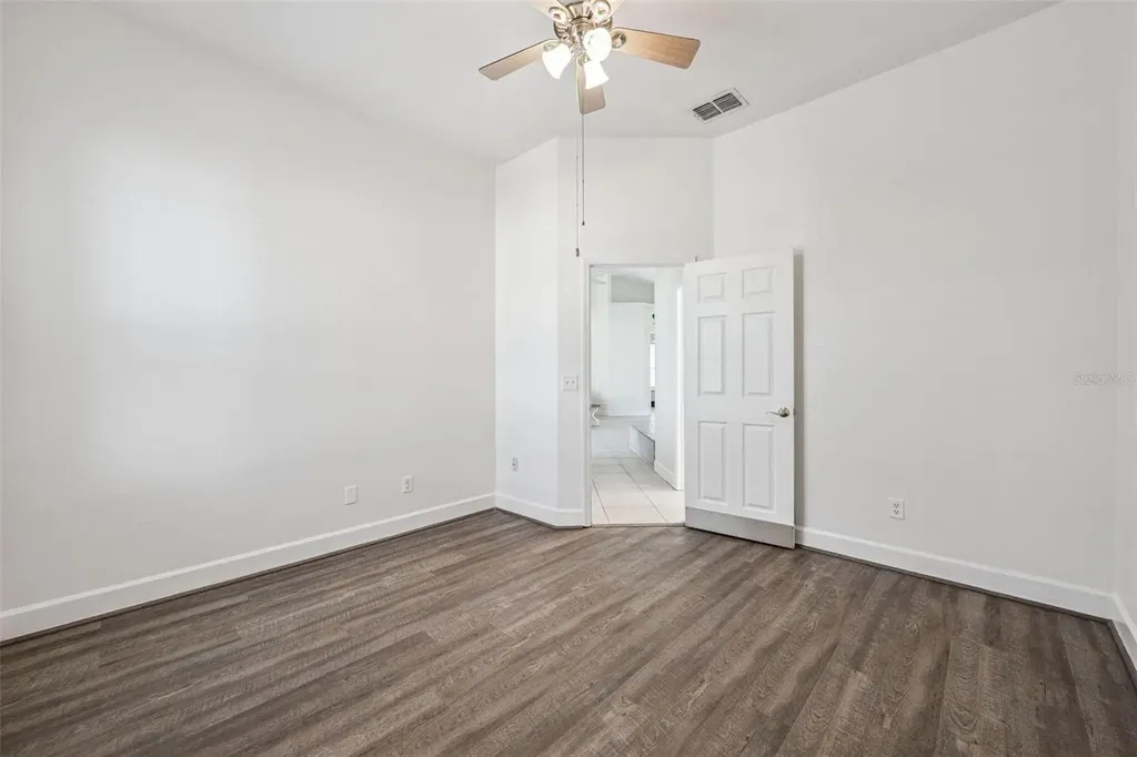 8072 Canyon Lake Circle Orlando FL 32835