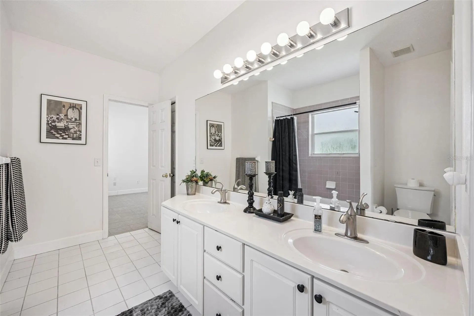 8072 Canyon Lake Circle Orlando FL 32835