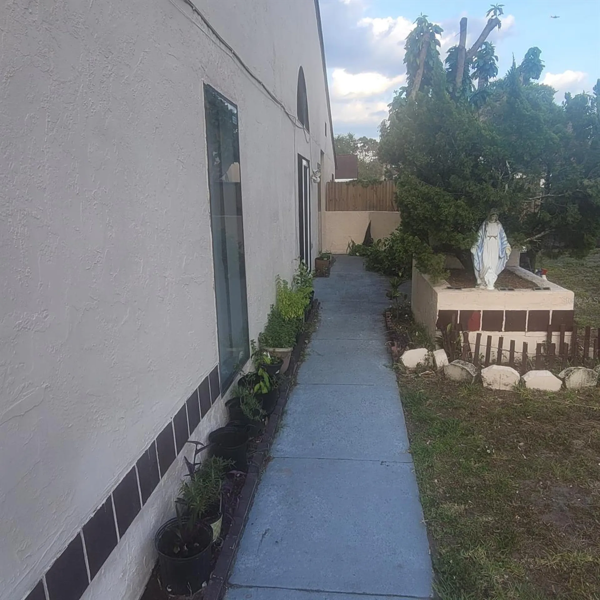 639 Golden Sunshine Circle Orlando FL 32807