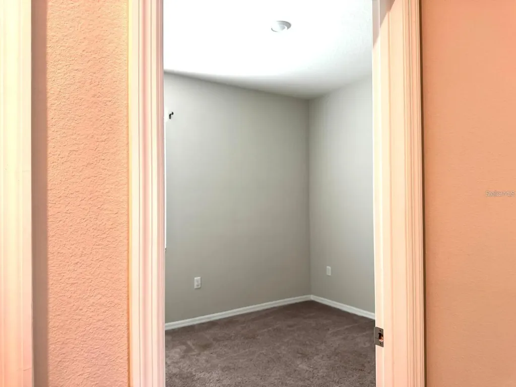 863 Hudson Valley Drive Kissimmee FL 34759