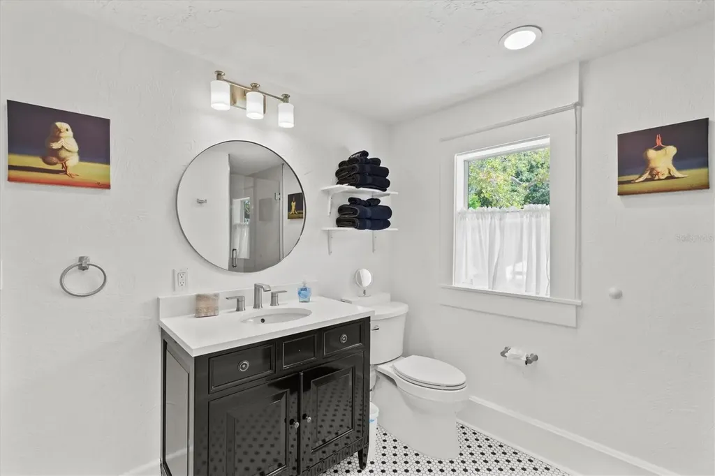 1523 1st Avenue W Bradenton FL 34205
