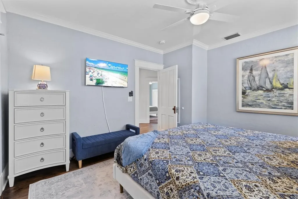 1523 1st Avenue W Bradenton FL 34205