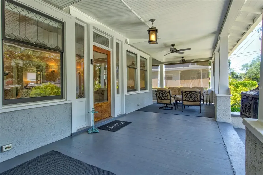 1523 1st Avenue W Bradenton FL 34205