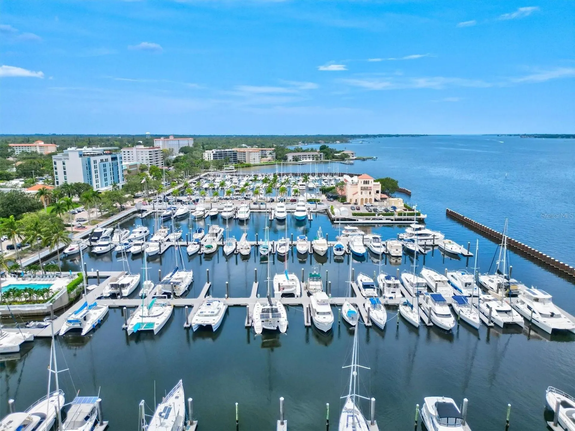 1523 1st Avenue W Bradenton FL 34205