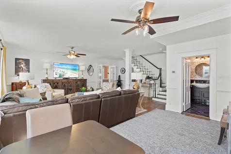 1523 1st Avenue W Bradenton FL 34205