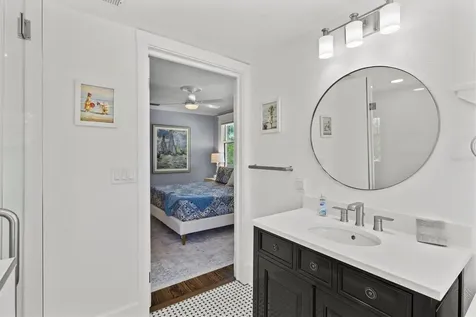 1523 1st Avenue W Bradenton FL 34205