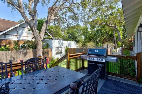 1523 1st Avenue W Bradenton FL 34205