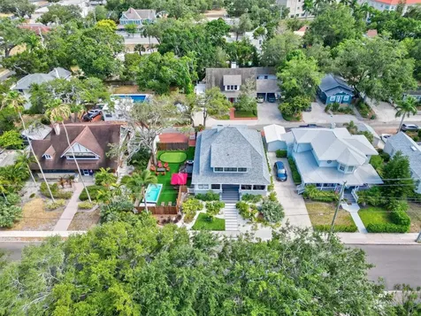 1523 1st Avenue W Bradenton FL 34205