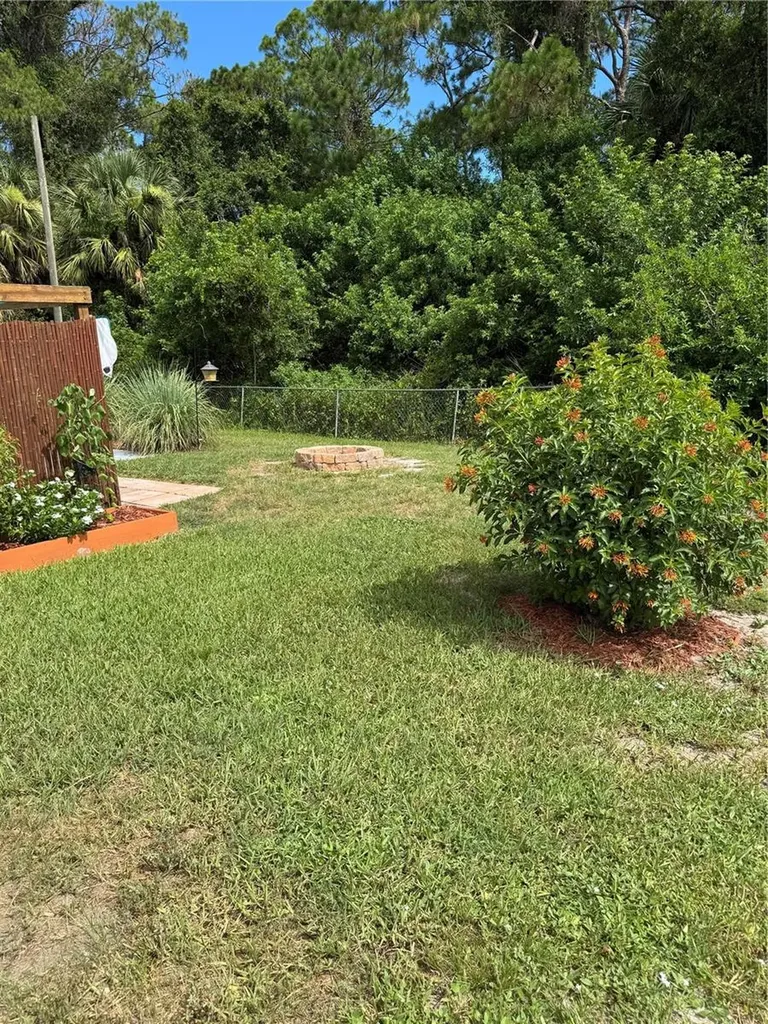 1367 Wing Road SW Palm Bay FL 32908