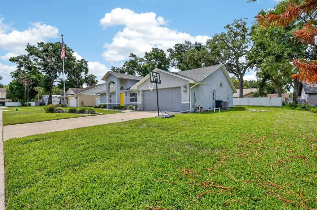 696 Saybrook Street Port Orange FL 32127