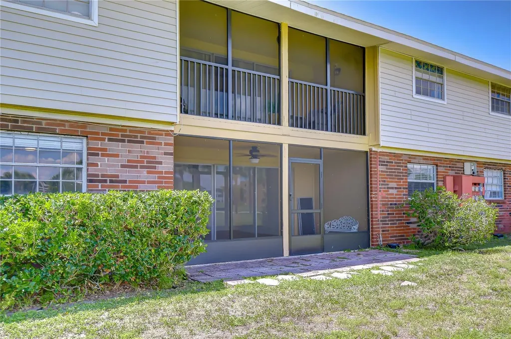200 Country Club Drive Largo FL 33771