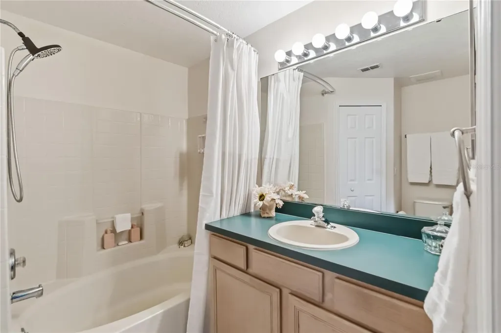 4306 Pebblestone Court Orlando FL 32826