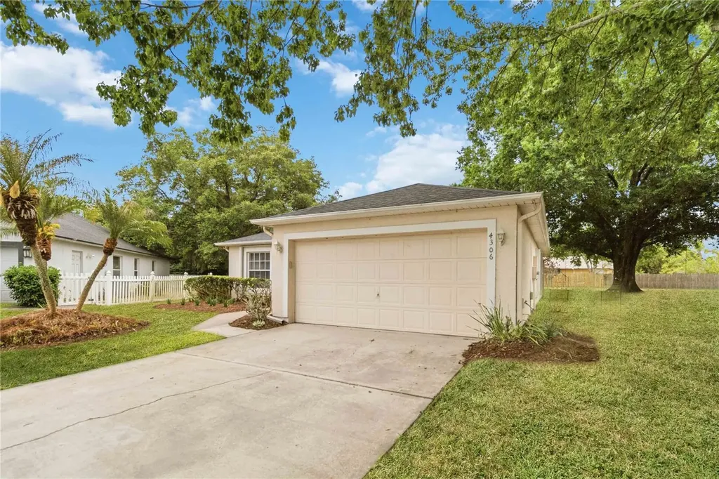 4306 Pebblestone Court Orlando FL 32826