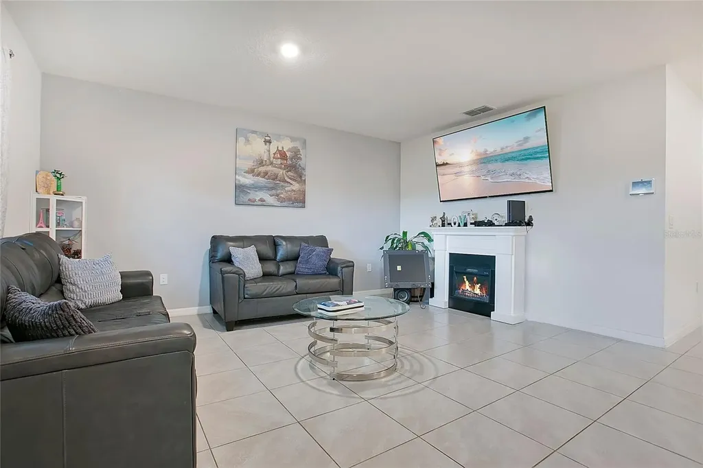 3676 Scarlet Oak Drive St Cloud FL 34772