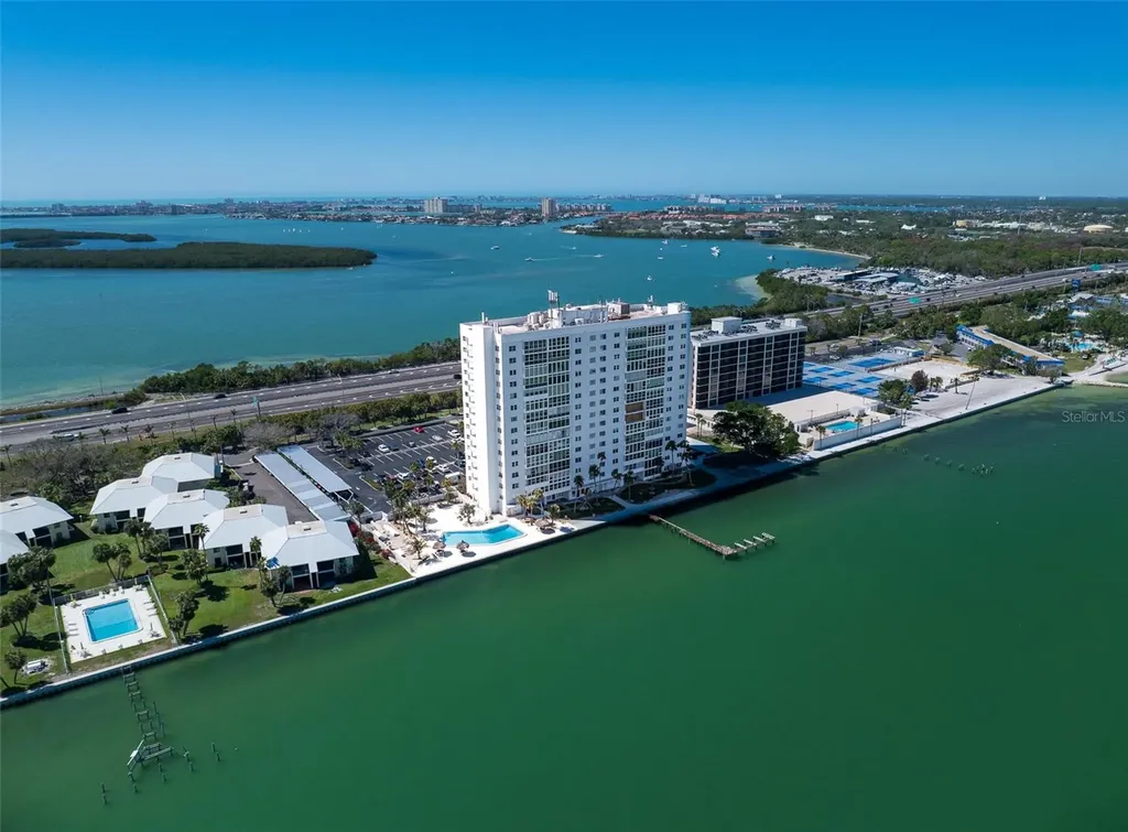 7200 Sunshine Skyway Lane S St Petersburg FL 33711