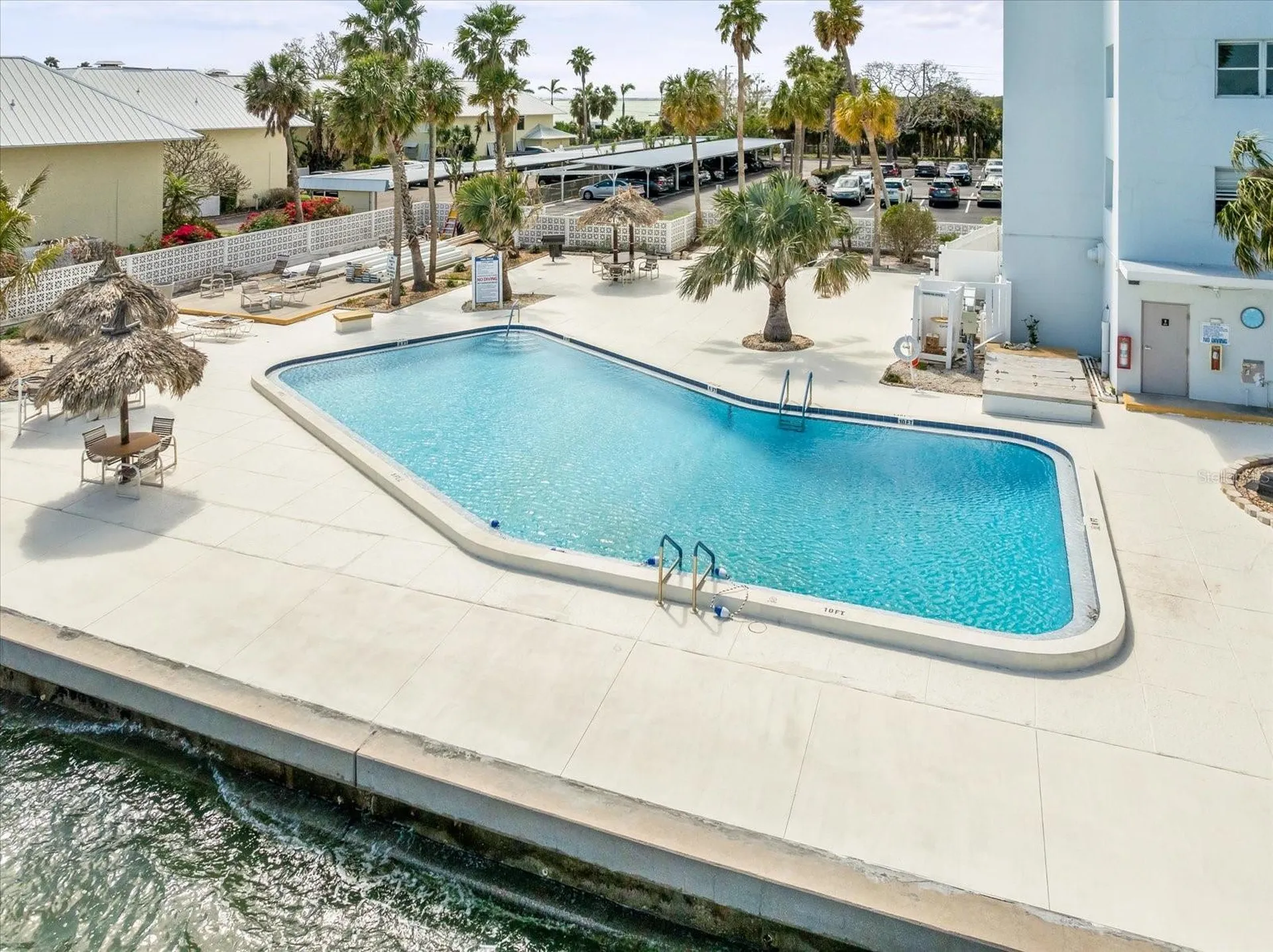 7200 Sunshine Skyway Lane S St Petersburg FL 33711