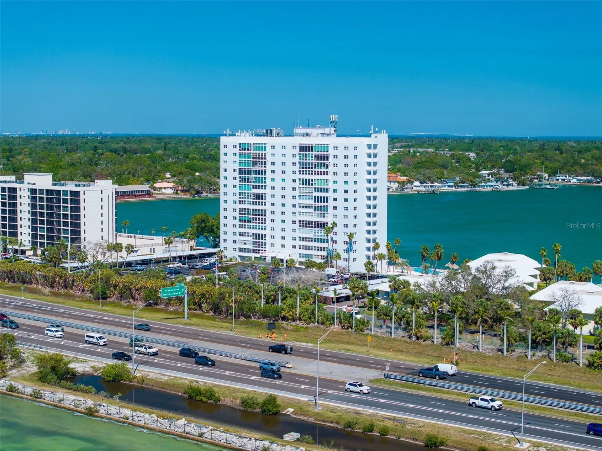 7200 Sunshine Skyway Lane S St Petersburg FL 33711