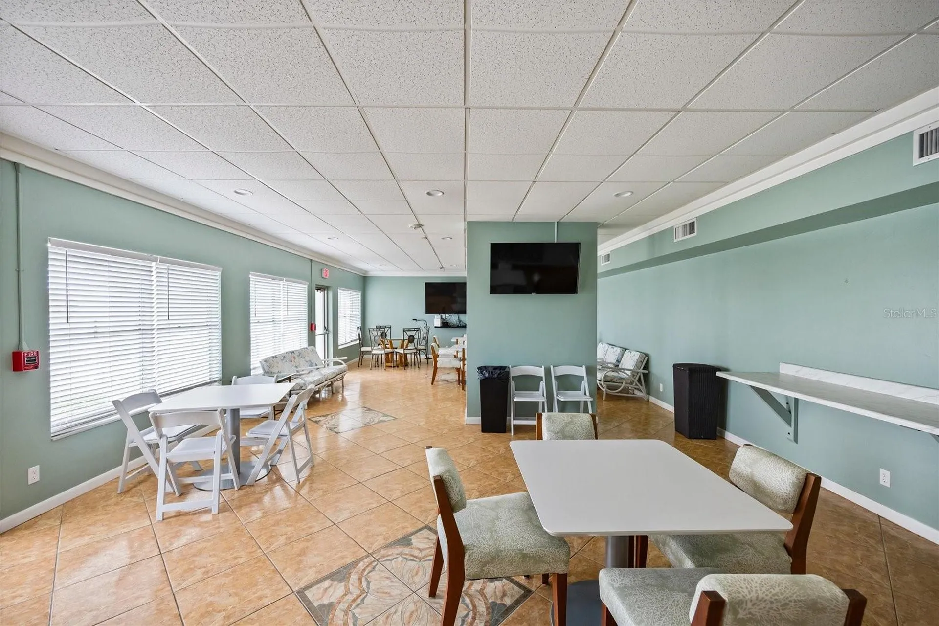 7200 Sunshine Skyway Lane S St Petersburg FL 33711